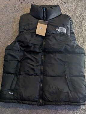 The North Face 700 Down Fill Puffer Jacket Black NWT Men M
